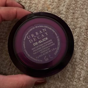 Urban Decay Deslick Powder